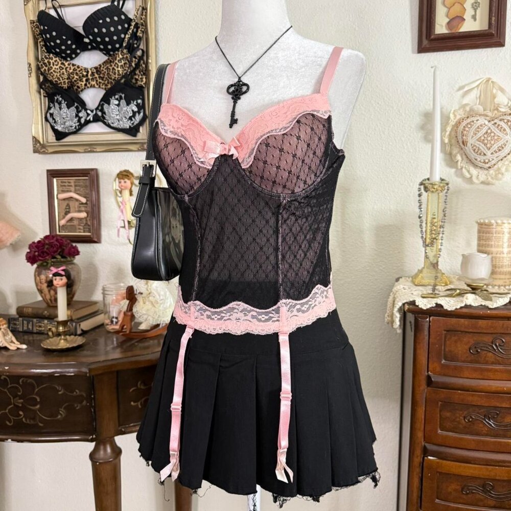 y2k coquette girly grunge pink and black lace corset bustier top - Picture 2 of 6
